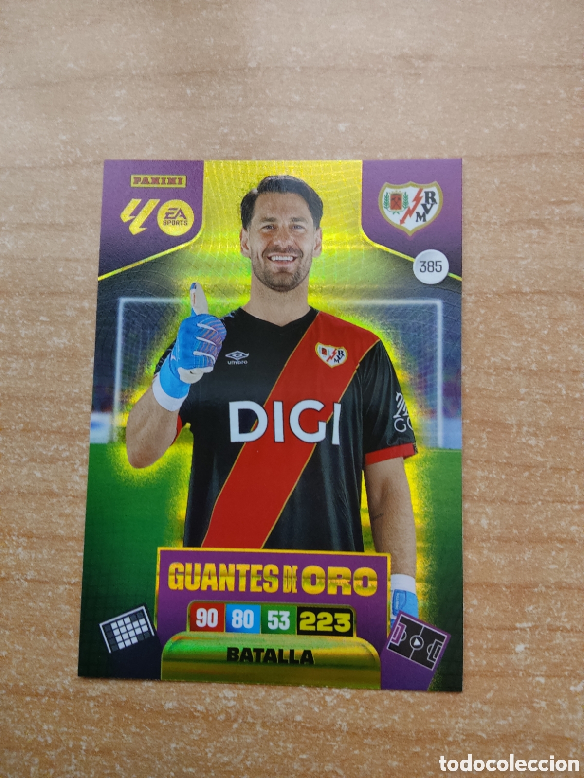 Cromos de f&uacute;tbol: 385 BATALLA GUANTES DE ORO RAYO VALLECANO ADRENALYN XL LIGA 2025 2026