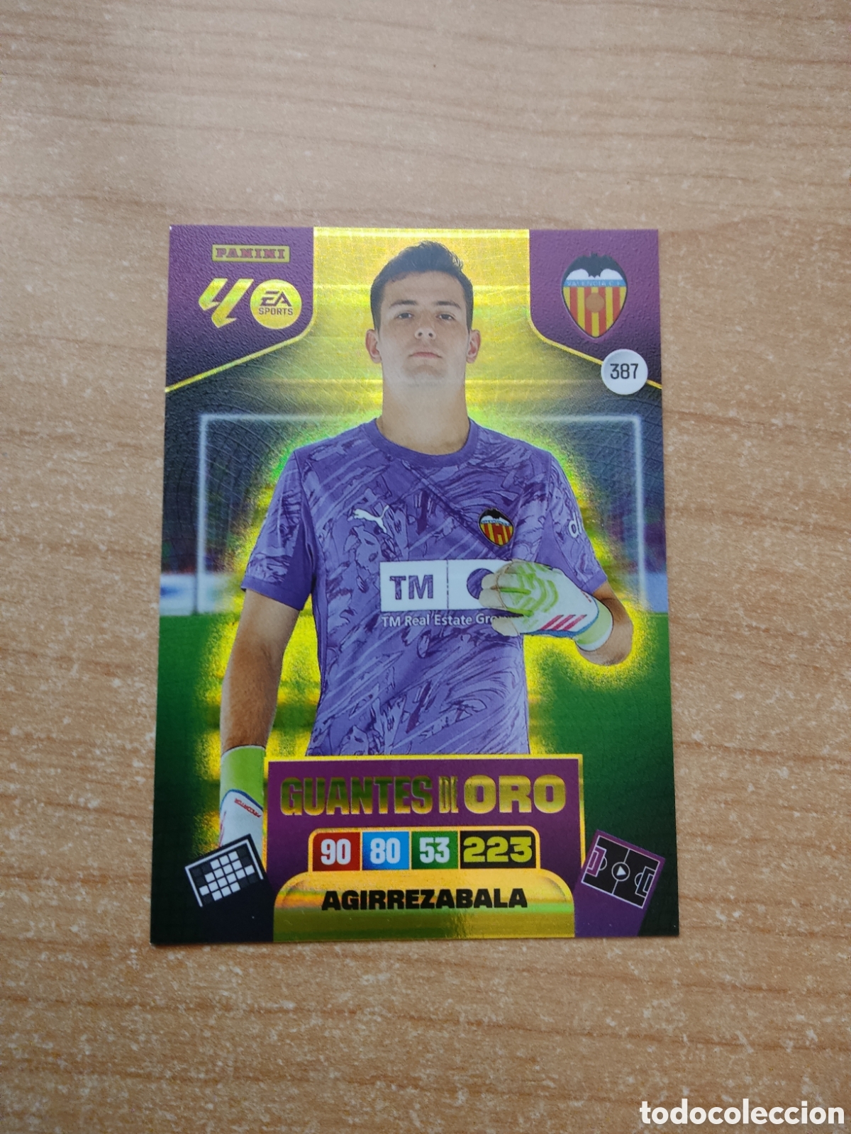 Cromos de f&uacute;tbol: 387 AGIRREZABALA GUANTES DE ORO VALENCIA ADRENALYN XL LIGA 2025 2026