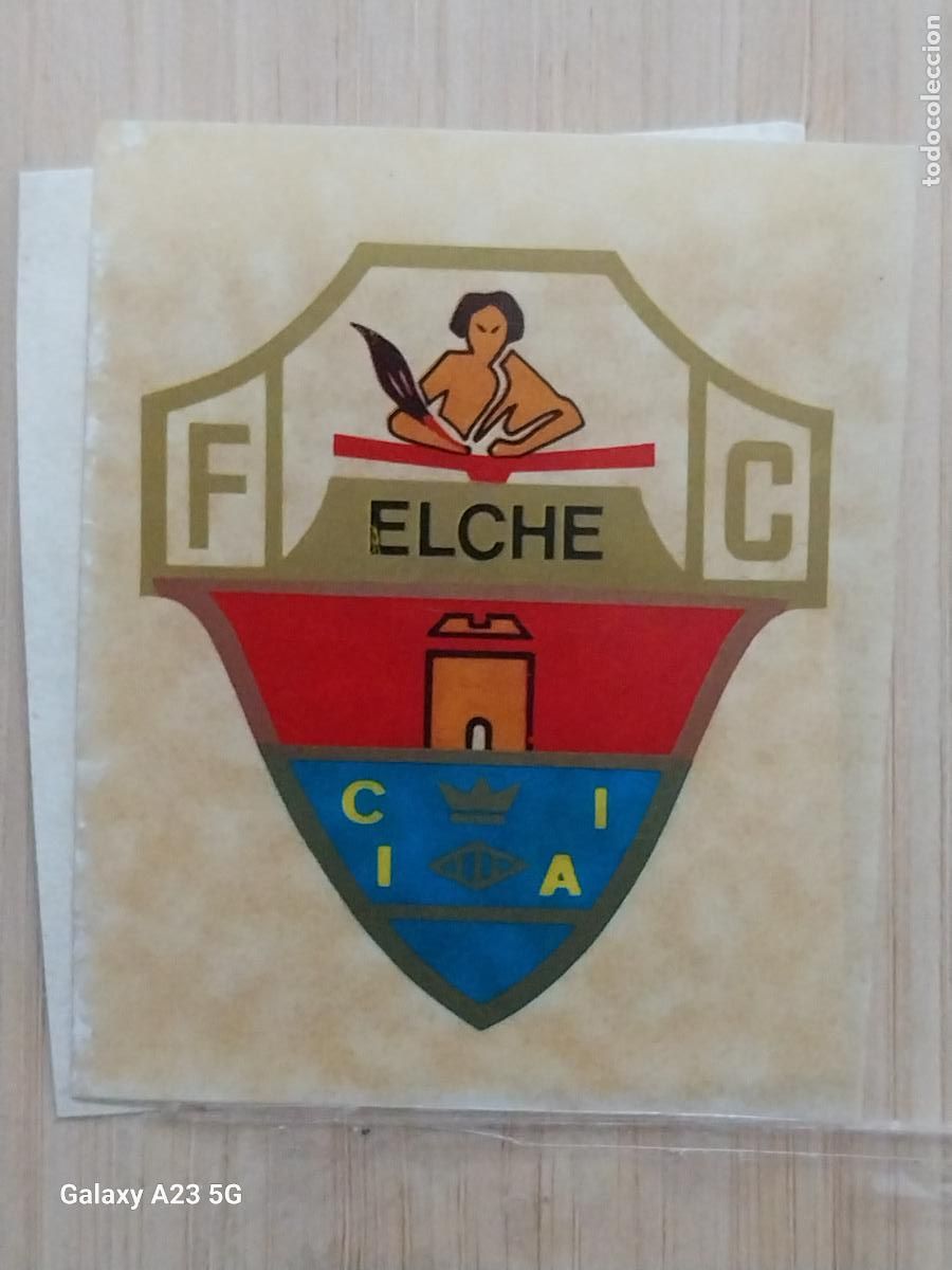 Cromos de f&uacute;tbol: ELCHE ESCUDO ED ESTE 1976 76 77 1977 ESCUDOS Y EQUIPOS CROMO SIN PEGAR NUNCA