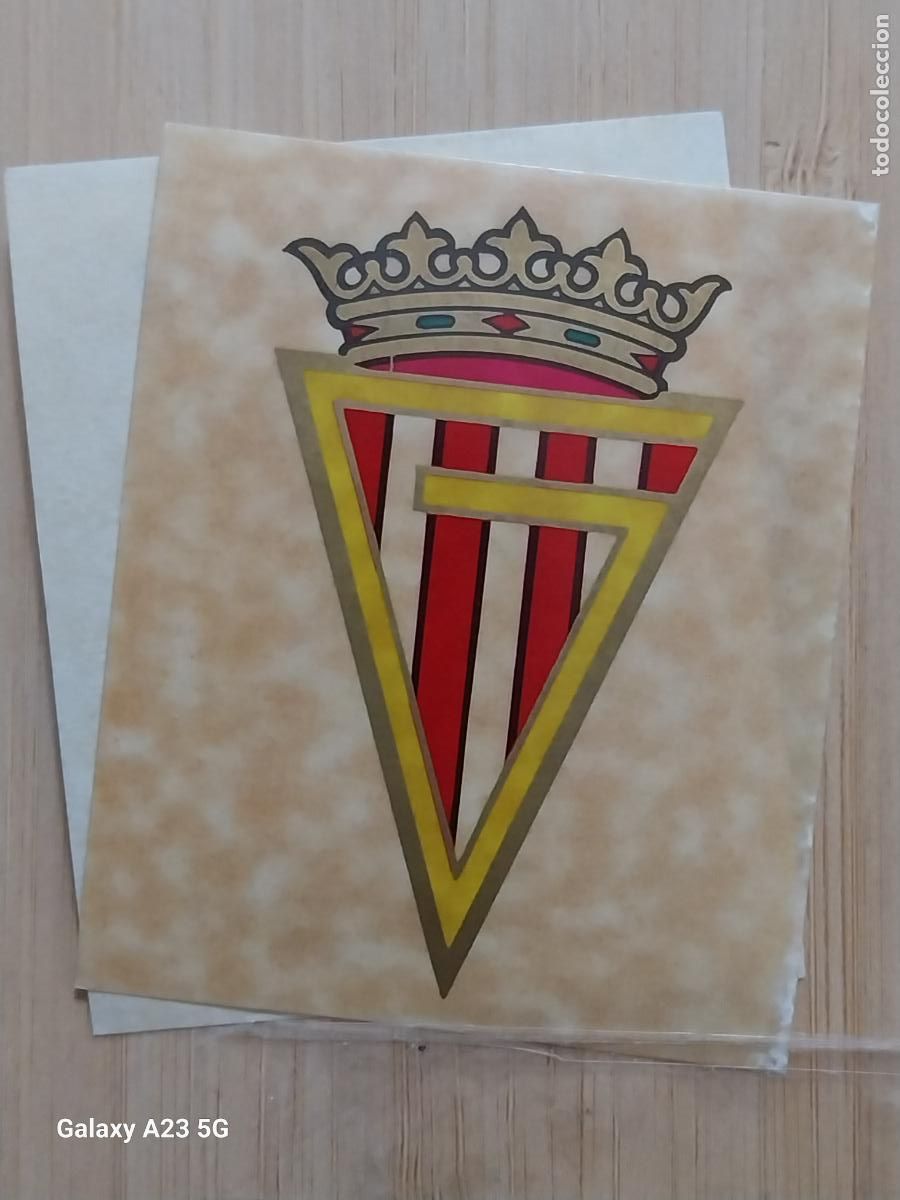 Cromos de f&uacute;tbol: GIJON SPORTING ESCUDO ED ESTE 1976 76 77 1977 ESCUDOS Y EQUIPOS CROMO SIN PEGAR NUNCA