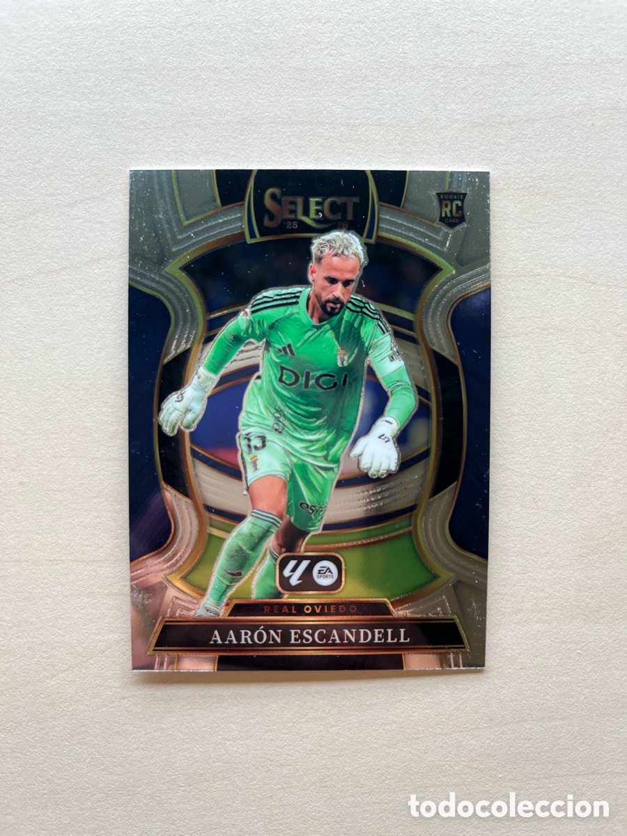 Cromos de f&uacute;tbol: Aar&oacute;n Escandell Select La Liga 2025-26 - Oviedo