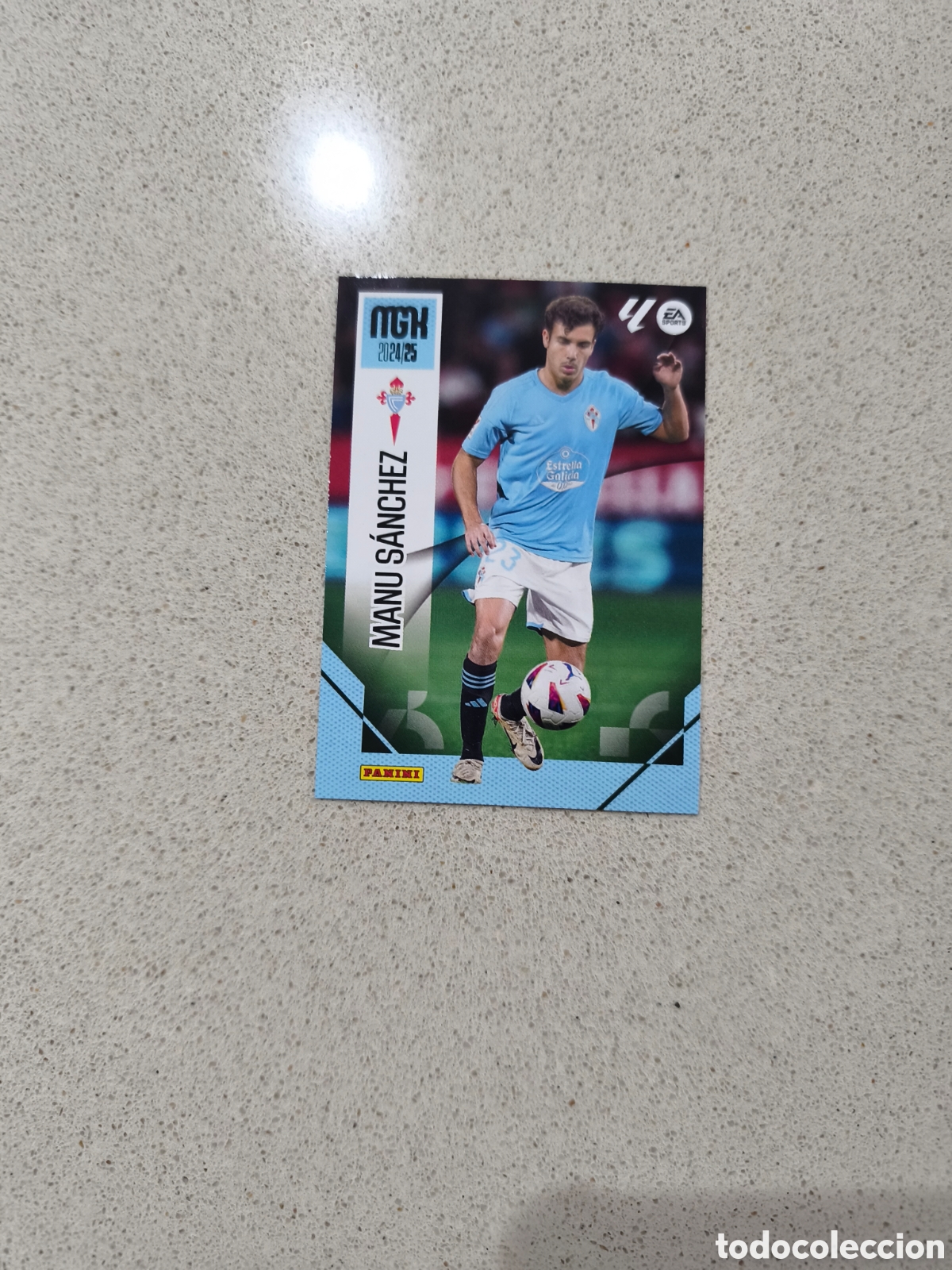 Cromos de f&uacute;tbol: CARTA N&Uacute;MERO 117 MANU S&Aacute;NCHEZ CELTA DE VIGO. MEGACRACKS 24/25. PANINI.