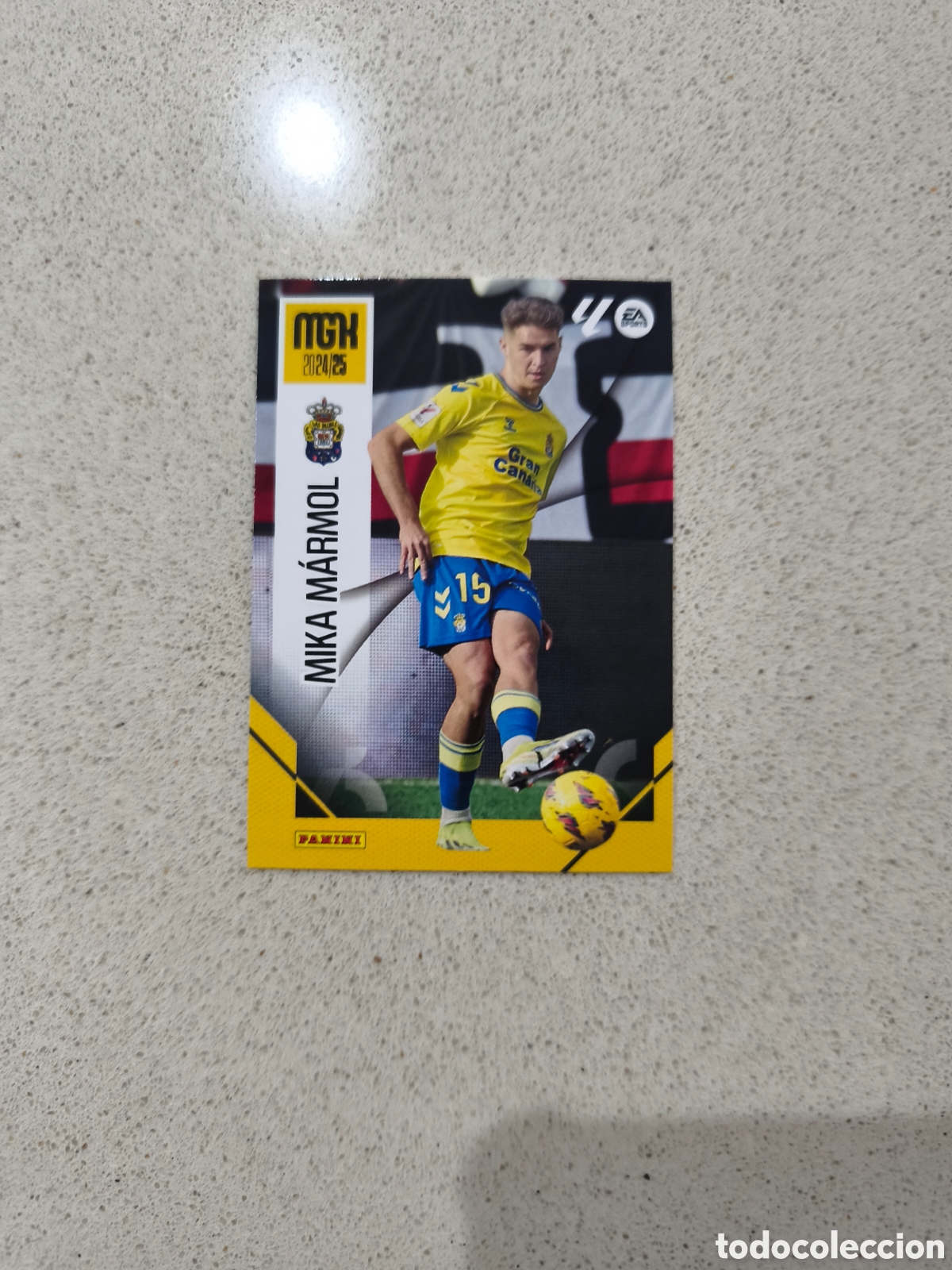 Cromos de f&uacute;tbol: CARTA N&Uacute;MERO 187 MIKA M&Aacute;RMOL KAS PALMAS. MEGACRACKS 24/25. PANINI.