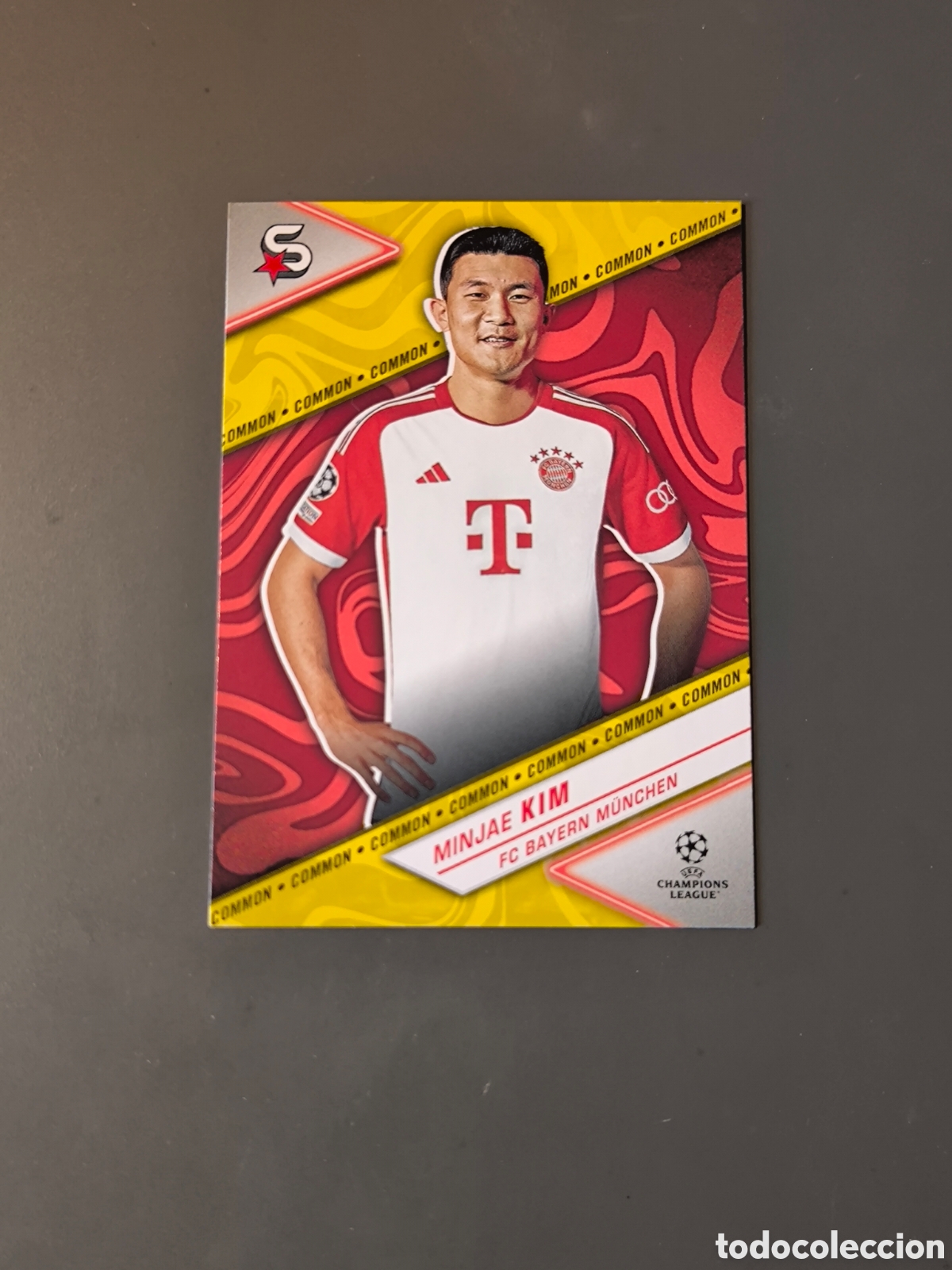Cromos de f&uacute;tbol: MINJAE KIM 177 Common Bayern Superstars 2024 Topps