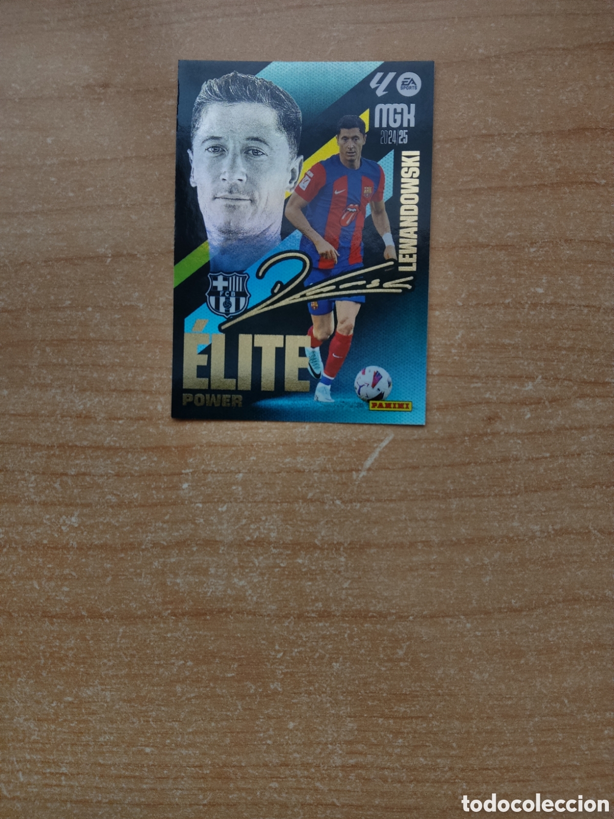 Cromos de f&uacute;tbol: 8 LEWANDOWSKI ELITE POWER BARCELONA MEGACRACKS 2024 2025