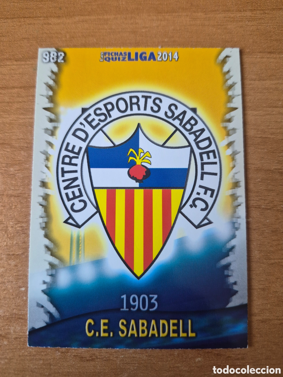 Cromos de f&uacute;tbol: 982 ESCUDO SABADELL MATE MUNDICROMO 2013 2014