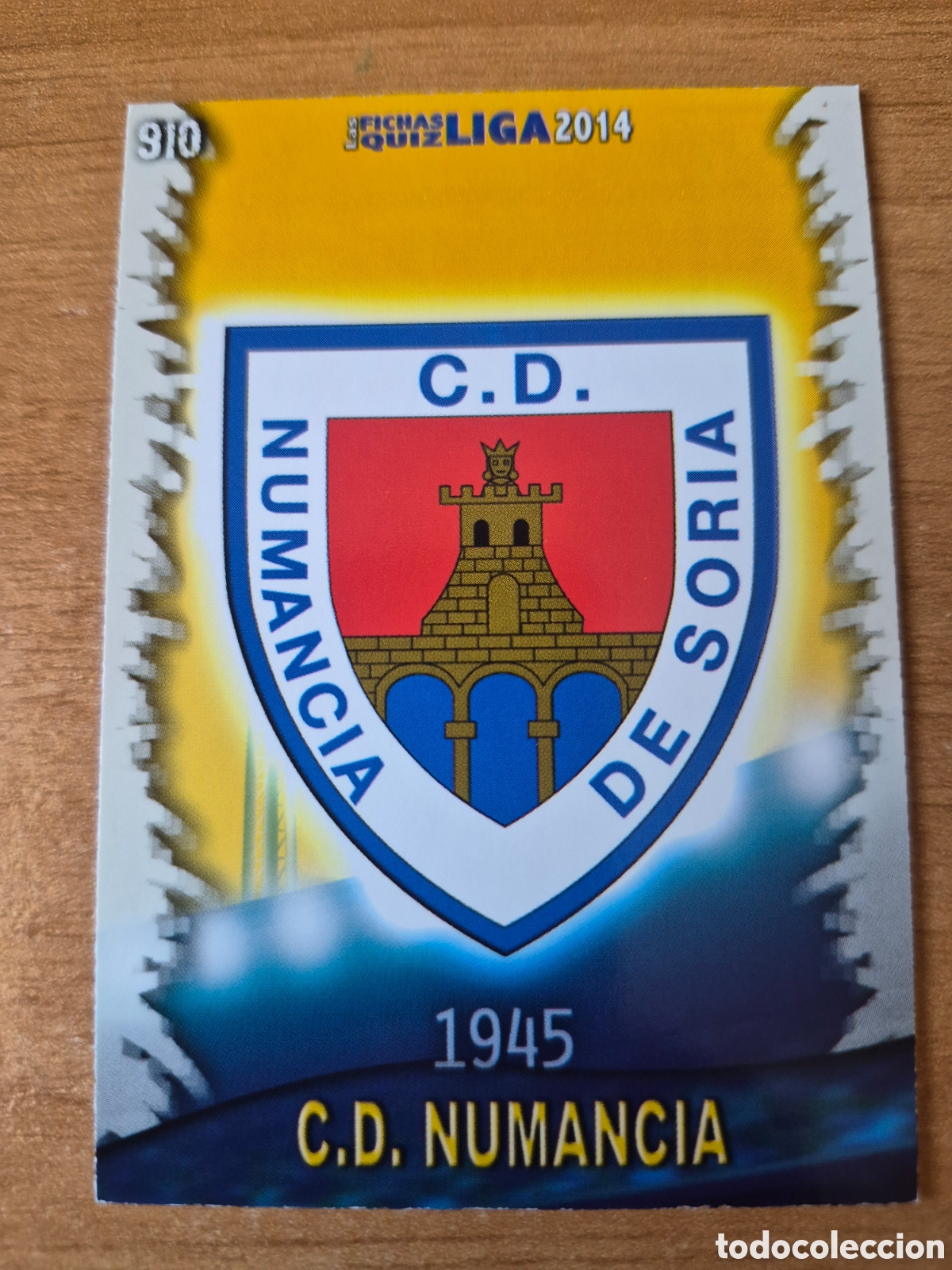 Fu&szlig;ball-Sticker: 910 ESCUDO NUMANCIA MATE MUNDICROMO 2013 2014