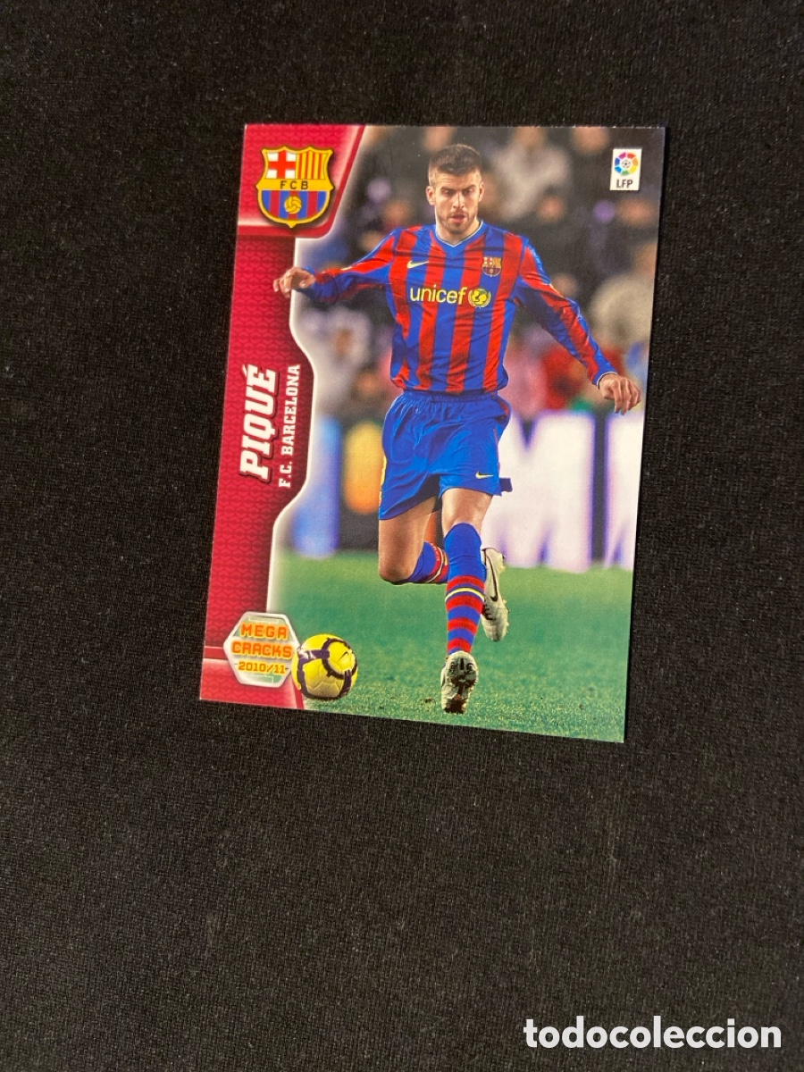 Football Stickers: PIQUE 61 (BARCELONA)
