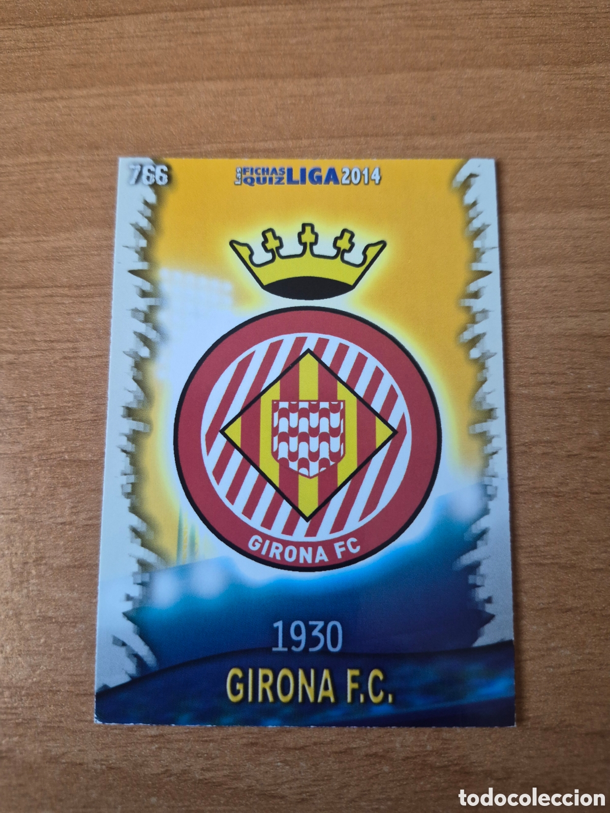 Cromos de f&uacute;tbol: 766 ESCUDO GIRONA MATE MUNDICROMO 2013 2014