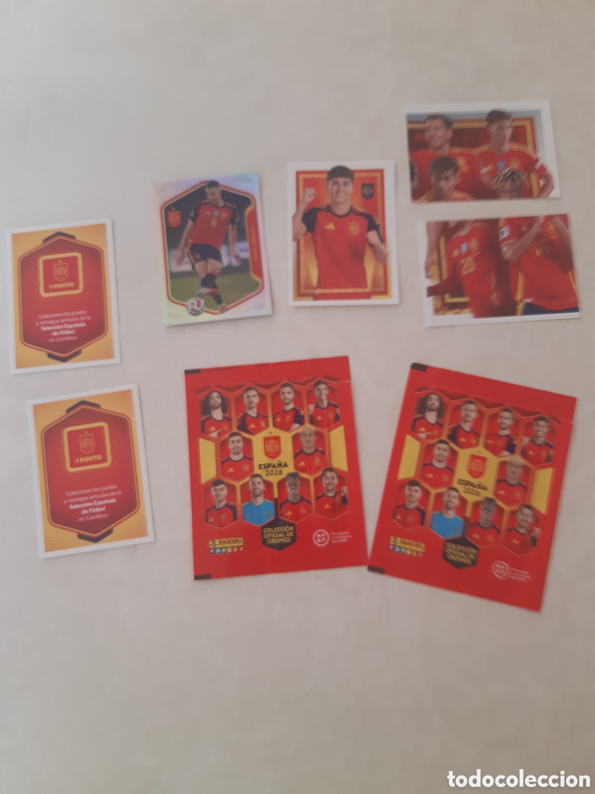 Cartes &agrave; collectionner de Football: Dos sobres abiertos. Mundial 2026. Carrefour