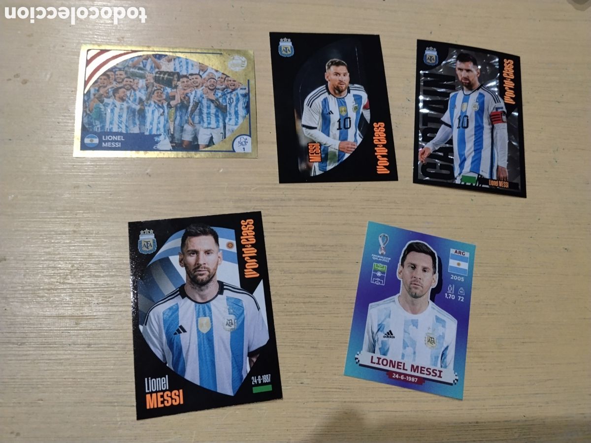 Cromos de f&uacute;tbol: Lote de 5 stickers / cromos de Leonel Messi - Argentina ( Qatar 2022 y World Class )
