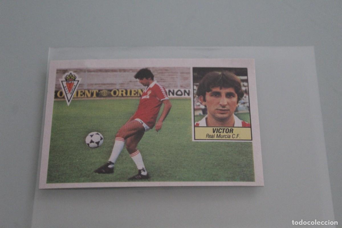 Fu&szlig;ball-Sticker: ESTE 84 85 V&Iacute;CTOR FICHAJE N&ordm; 35 RECUPERADO DE &Aacute;LBUM