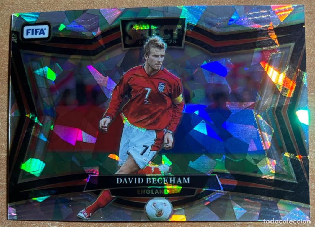 Cromos de f&uacute;tbol: PANINI SELECT FIFA SOCCER 2024-2025 24 25 DAVID BECKHAM (INGLATERRA) BRILLANTE HIELO AGRIETADO