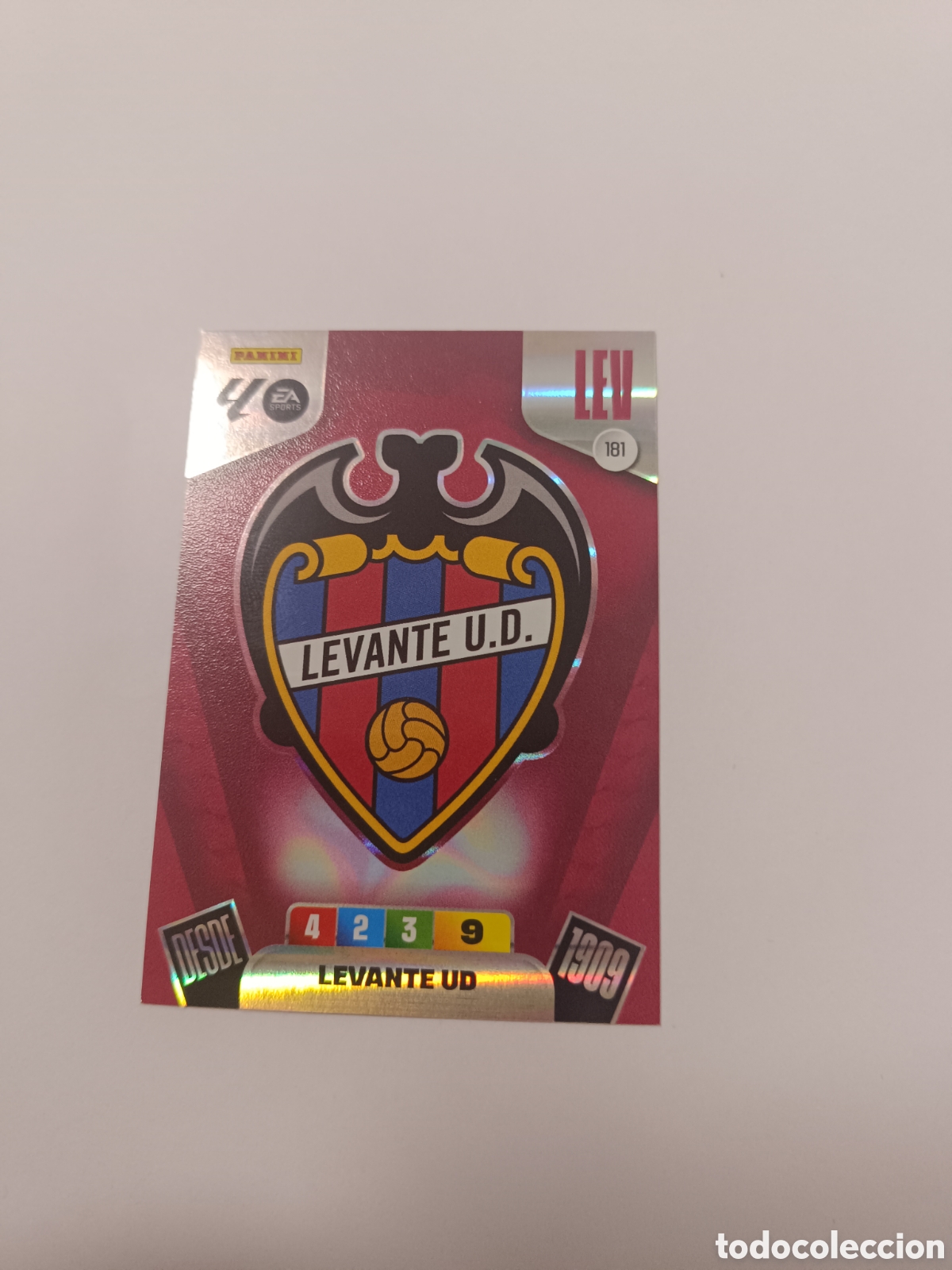 Cromos de f&uacute;tbol: Adrenalyn 25-26 levante escudo 181