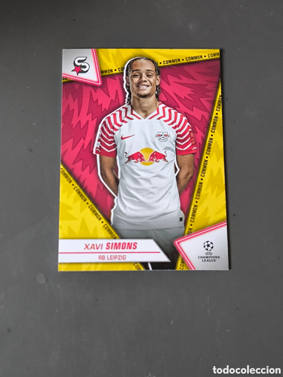 Cromos de f&uacute;tbol: XAVI SIMONS 131 Common Leipzig Superstars 2024 Topps
