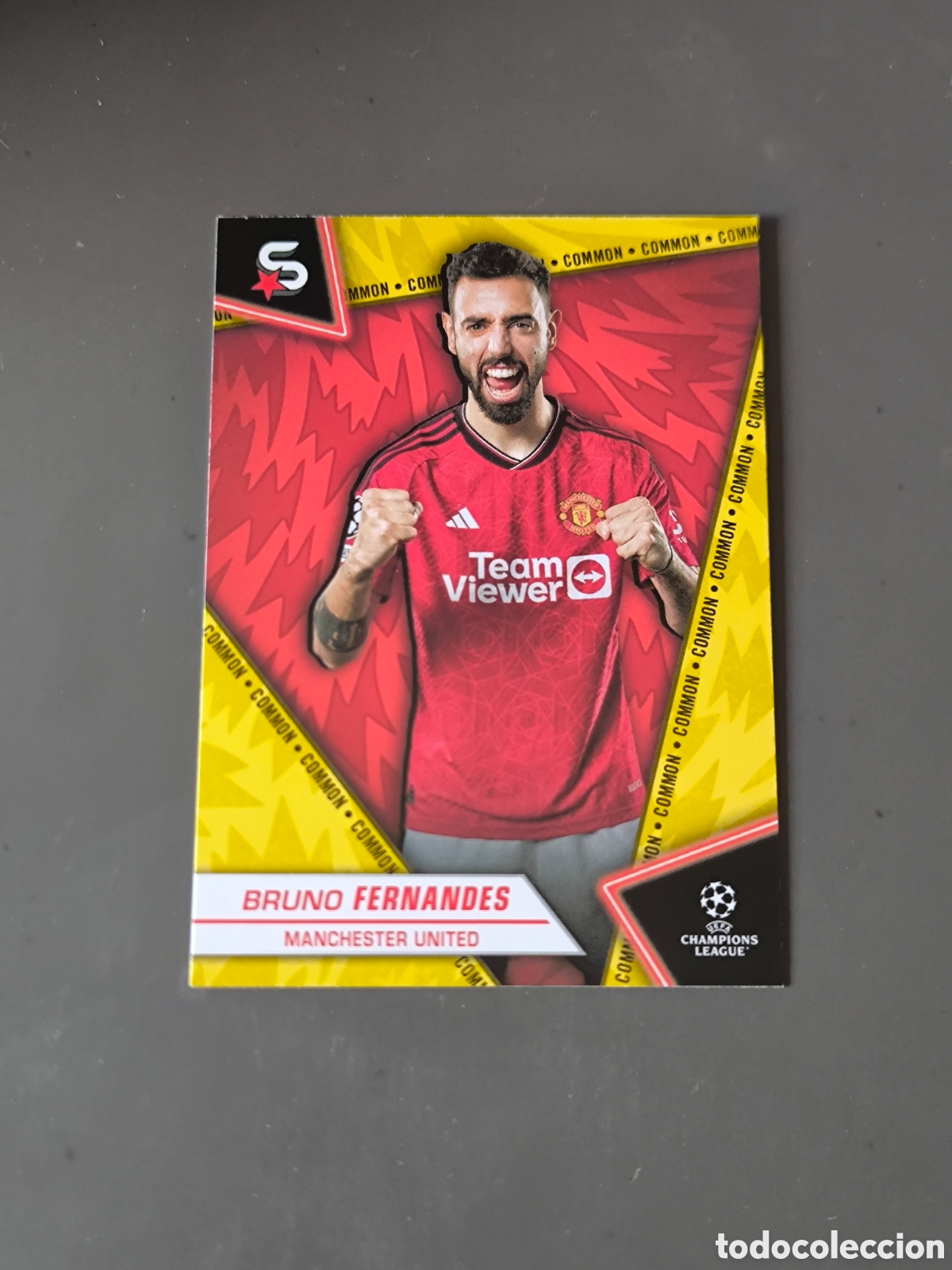 Cromos de Futebol: BRUNO FERNANDES 97 Common Manchester United Superstars 2024 Topps