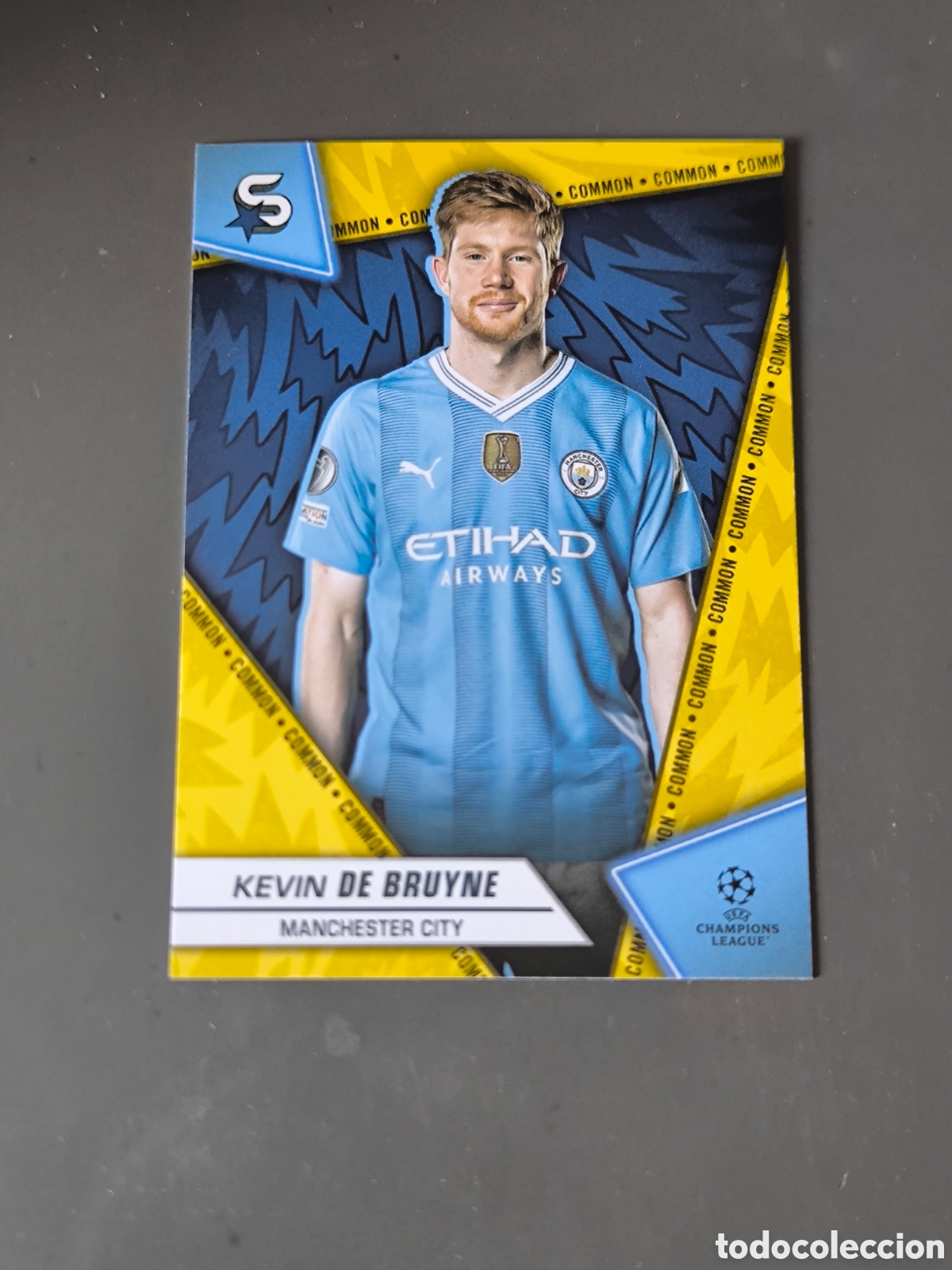 Cromos de f&uacute;tbol: KEVIN DE BRUYNE 88 Common Manchester City Superstars 2024 Topps