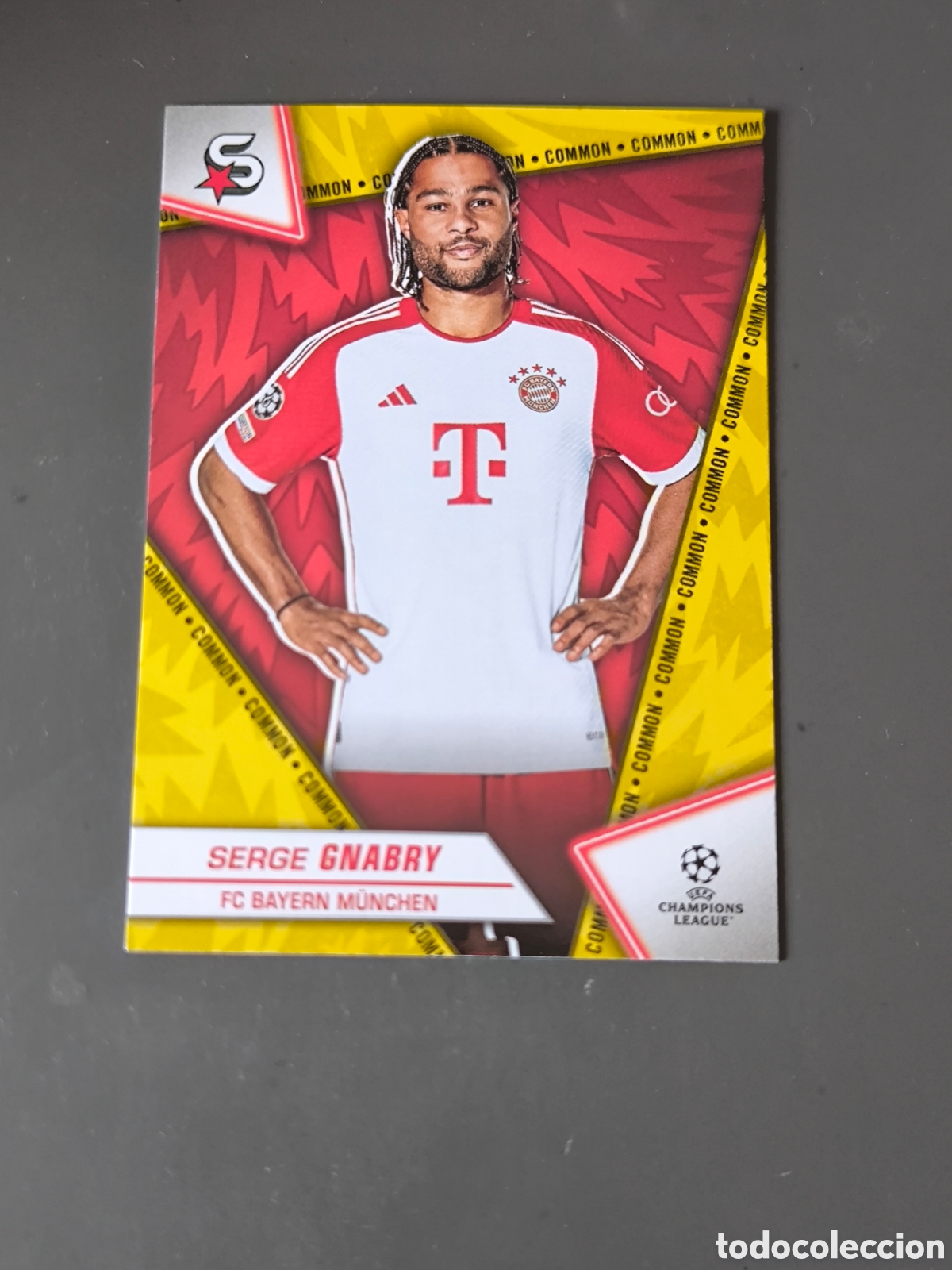 Cromos de f&uacute;tbol: GNABRY 56 Common Bayern Superstars 2024 Topps