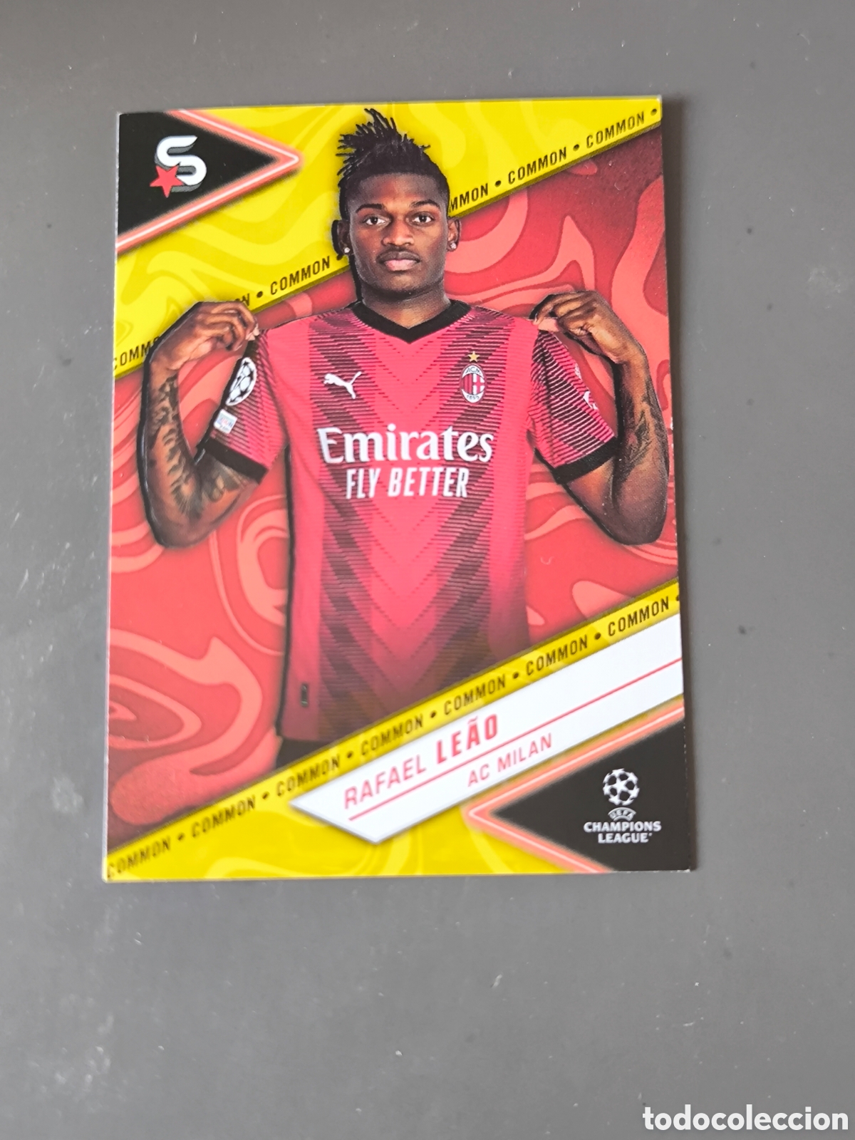 Cromos de f&uacute;tbol: RAFAEL LEAO 1 Common AC Milan Superstars 2024 Topps