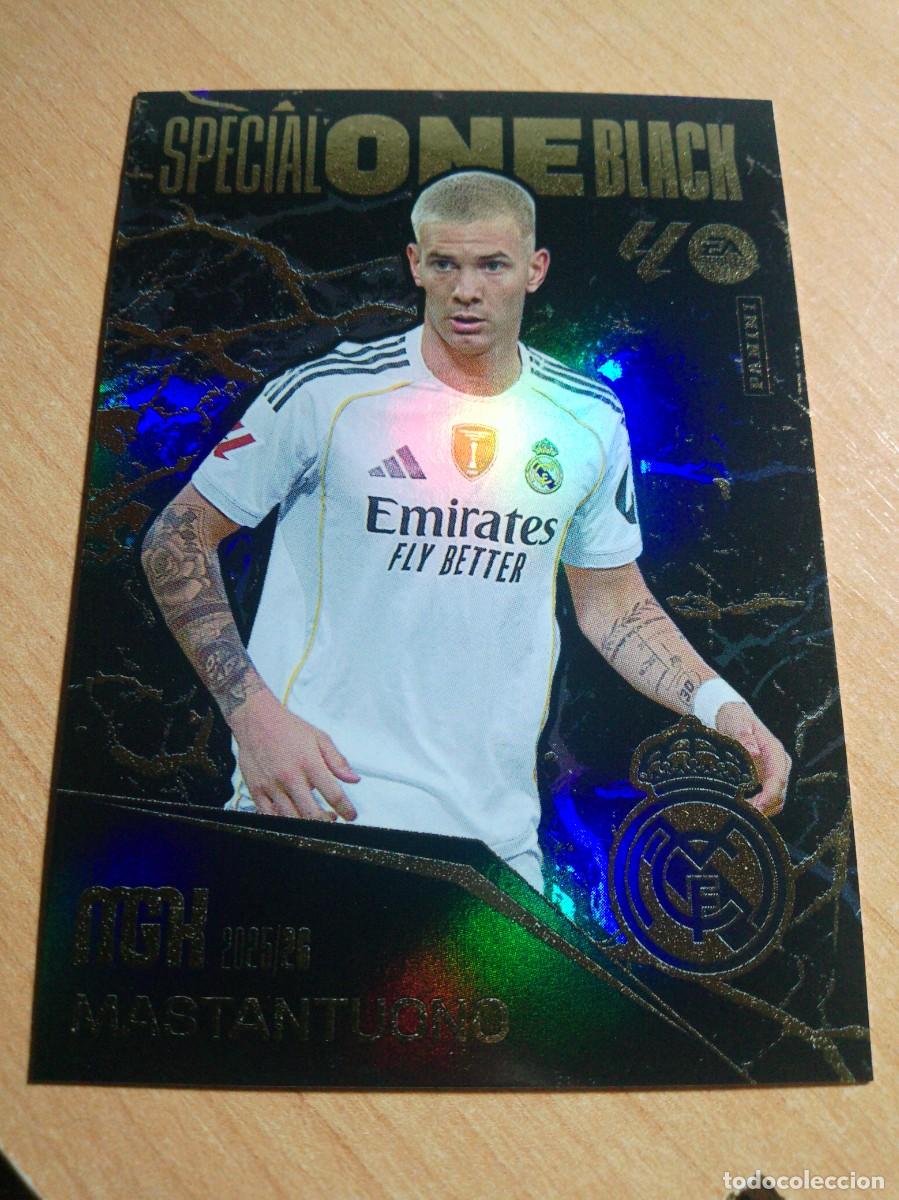 Figurine di Calcio: MASTANTUONO SPECIAL ONE BLACK REAL MADRID 25 26 MGK 2025 2026 MEGACRACKS NUEVO