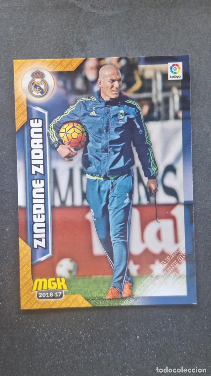 Cromos de f&uacute;tbol: L1 ZINEDINE ZIDANE ENTRENADOR REAL MADRID 326 PANINI MEGACRACKS 2016 2017 16 17