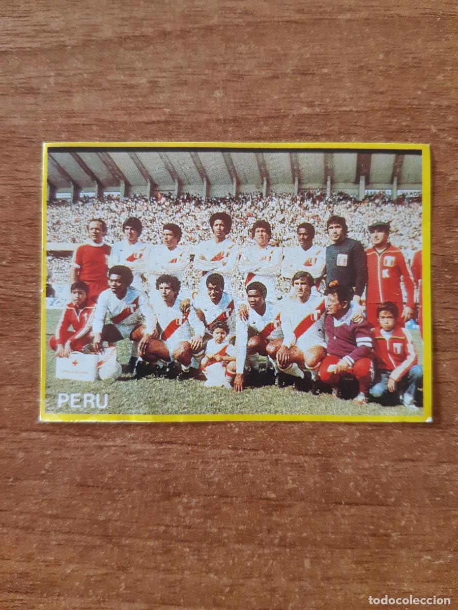 Cromos de f&uacute;tbol: N&deg;43 ALINEACI&Oacute;N PER&Uacute; CAMPE&Oacute;N F&Uacute;TBOL EN ACCI&Oacute;N DANONE 82 MUNDIAL ESPA&Ntilde;A 1982. NUNCA PEGADO