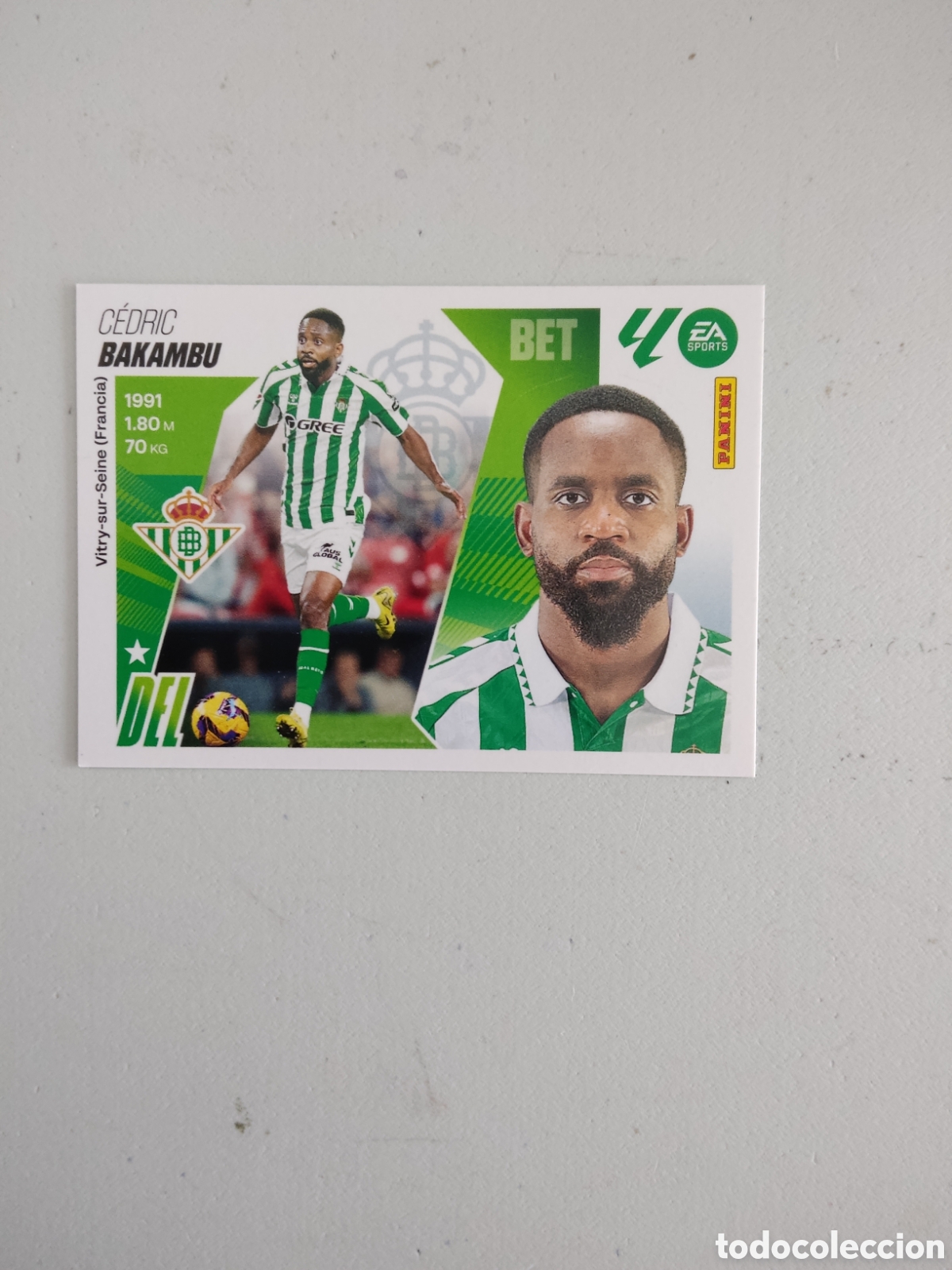 Cromos de f&uacute;tbol: 19 BAKAMBU REAL BETIS LIGA ESTE 2025 2026