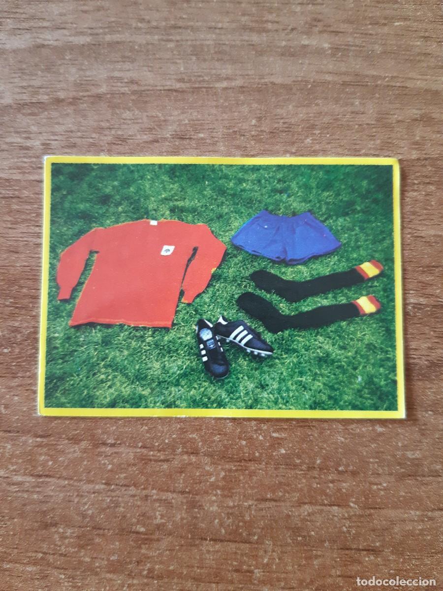 Cromos de f&uacute;tbol: N&deg;11 EQUIPACI&Oacute;N ESPA&Ntilde;A F&Uacute;TBOL EN ACCI&Oacute;N DANONE 82 MUNDIAL ESPA&Ntilde;A 1982. NUNCA PEGADO, SIN PEGAR