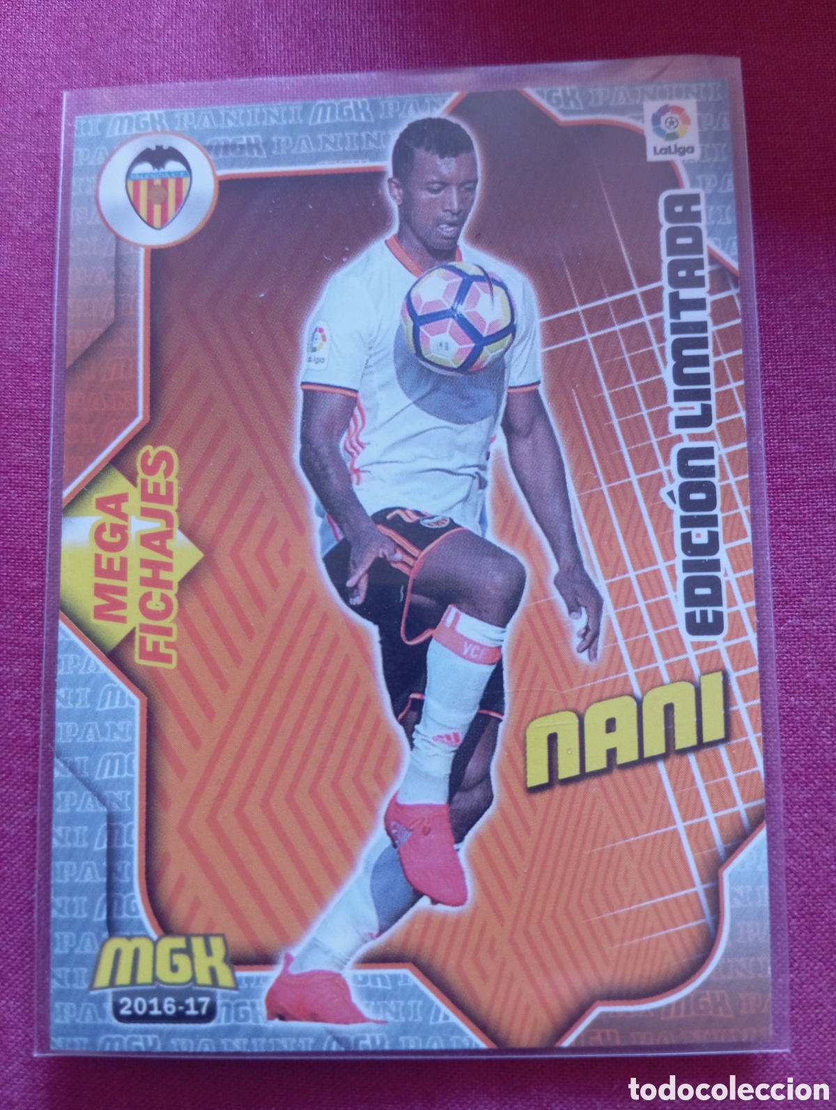 Cartes &agrave; collectionner de Football: Nani Valencia MEGA FICHAJES EDICION LIMITADA n&deg;508 B / PANINI MEGACRACKS 2016/2017