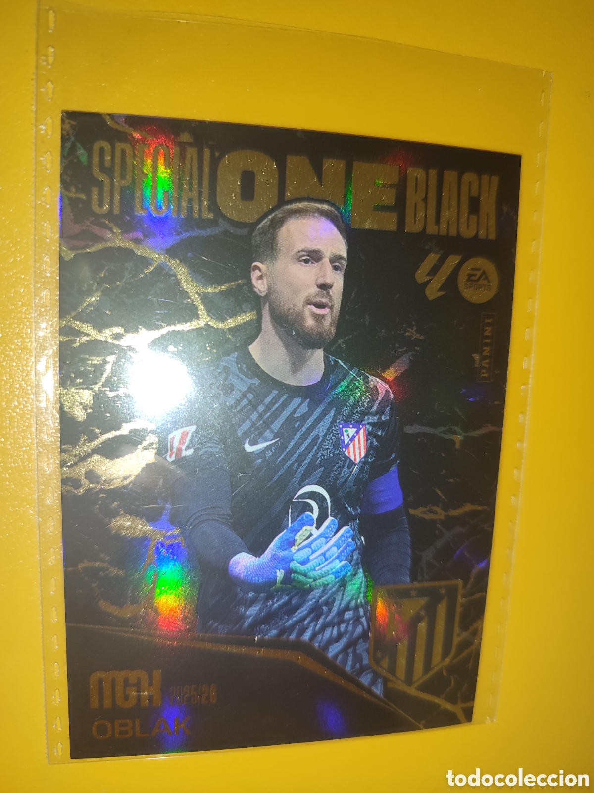 Cromos de f&uacute;tbol: Oblak Special One Black Megacraks 25/26