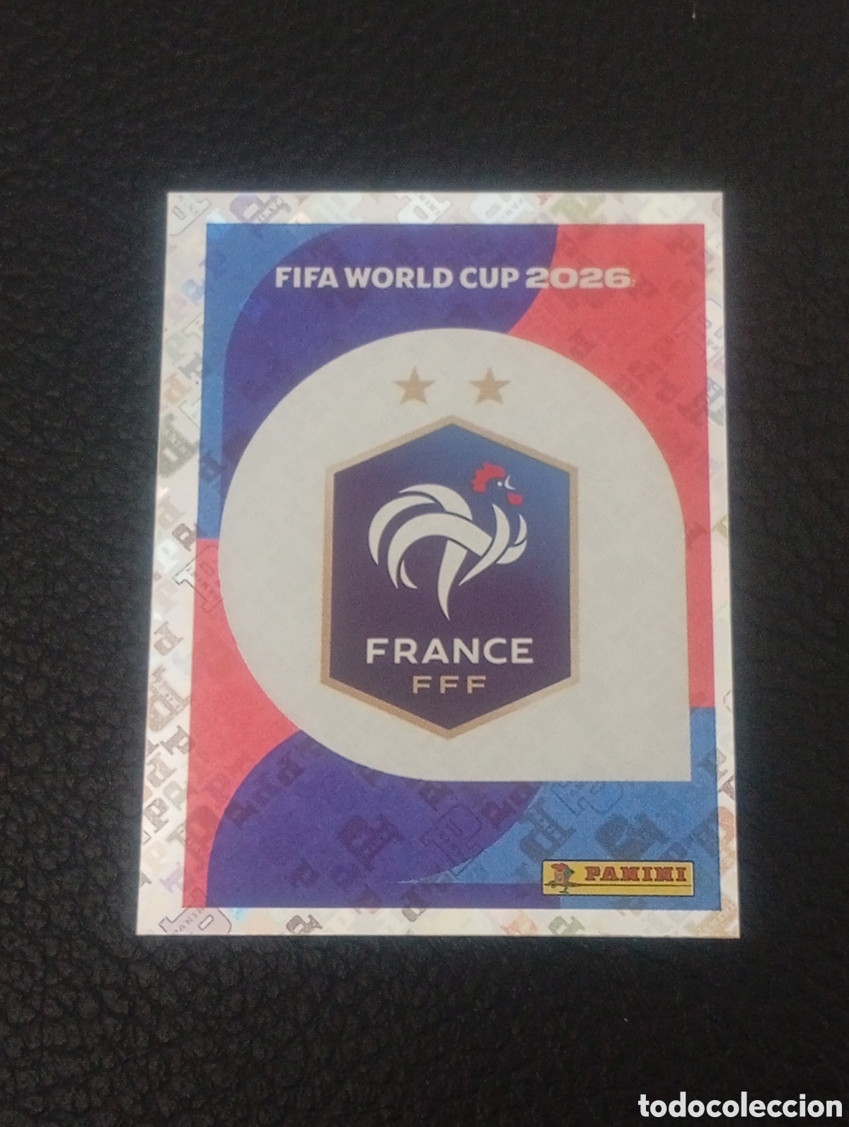 Cromos de f&uacute;tbol: FRA 1 escudo FRANCE FRANCIA MUNDIAL F&Uacute;TBOL 2026 FIFA WORLD CUP PANINI CROMO STICKER FRA1