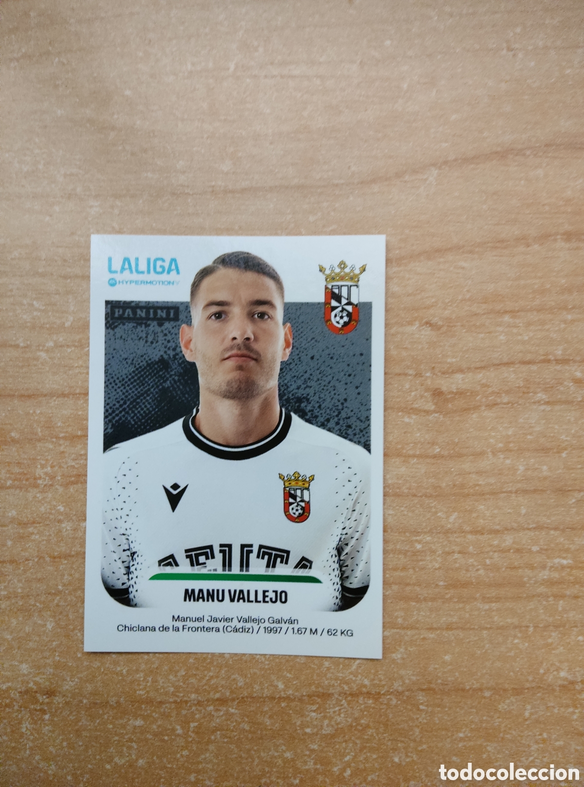 Cromos de f&uacute;tbol: 131 MANU VALLEJO CEUTA LIGA HYPERMOTION 2025 2026