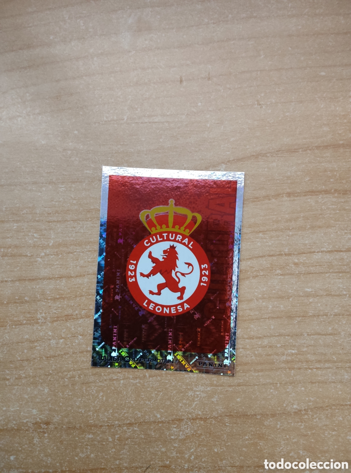 Cromos de f&uacute;tbol: 154 ESCUDO CULTURAL LEONESA LIGA HYPERMOTION 2025 2026