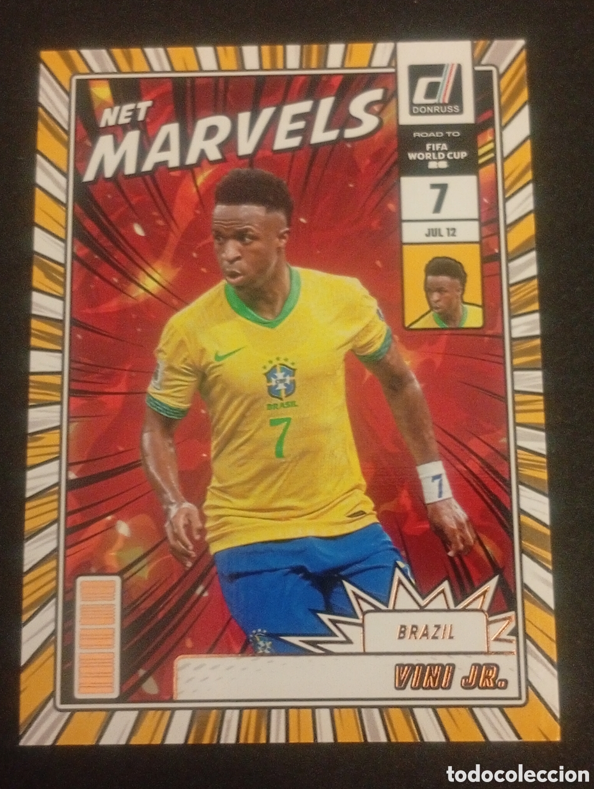 Cromos de f&uacute;tbol: 18 VINI VINICIUS JR BRASIL REAL MADRID MaRVELS 2026 FIFA WORLD CUP MUNDIAL DONRUSS ROAD TOPPS