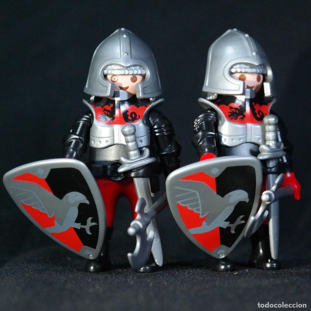 Cromos de f&uacute;tbol: Playmobil dos caballeros medievales ☼