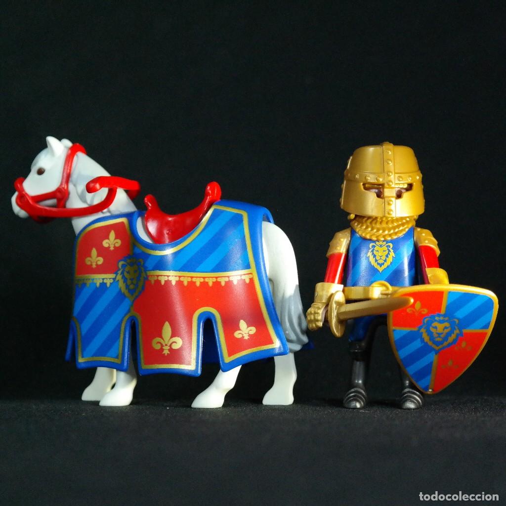 Cromos de f&uacute;tbol: Playmobil caballero medieval con caballo ☼