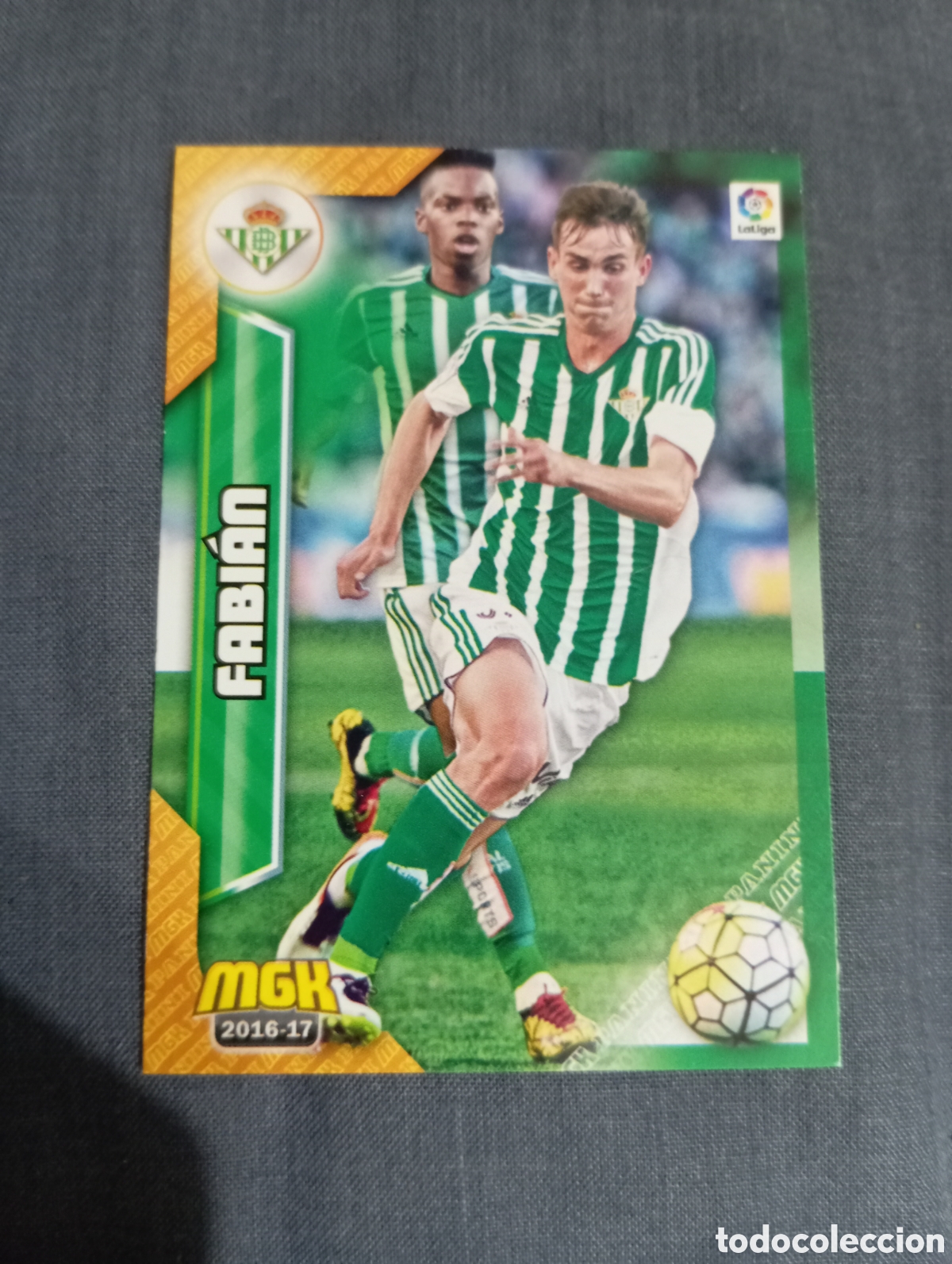 Cromos de f&uacute;tbol: Fabi&aacute;n Betis ROOKIE CARD n&deg;124 / PANINI MEGACRACKS 2016/2017