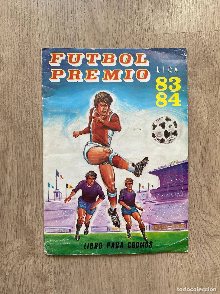 Cromos de Futebol: &Aacute;LBUM F&Uacute;TBOL PREMIO MAGA 83 84 CON CROMO DE MARADONA PEGADO Y OTROS CROMOS SUELTOS