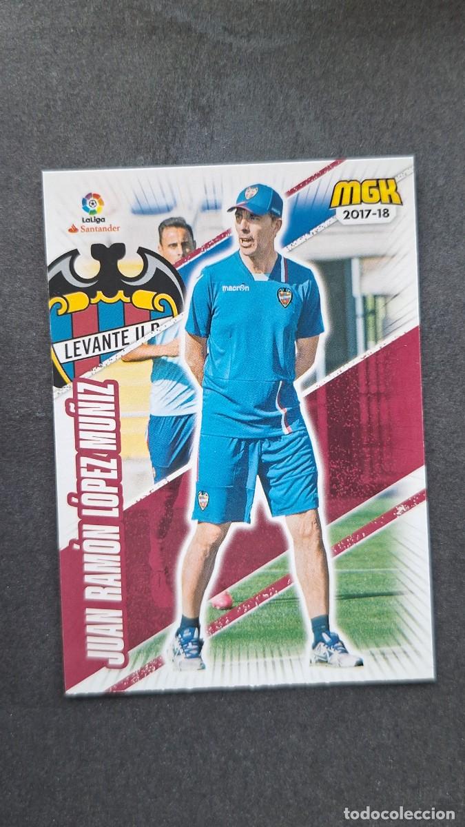 Football Stickers: L1 JUAN RAMON LOPEZ MU&Ntilde;IZ ENTRENADOR LEVANTE U. D. 374 PANINI MEGACRACKS 2017 2018 17 18