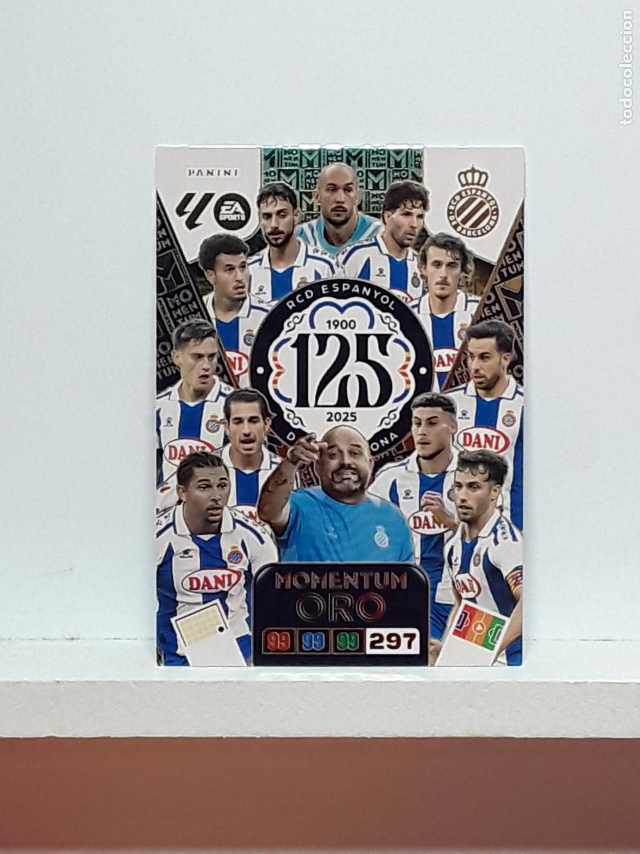 Fu&szlig;ball-Sticker: ADRENALYN 2025 2026 25 26 ALBUM PANINI LIGA N LIMITADA ESPANYOL MOMENTUM ORO 125