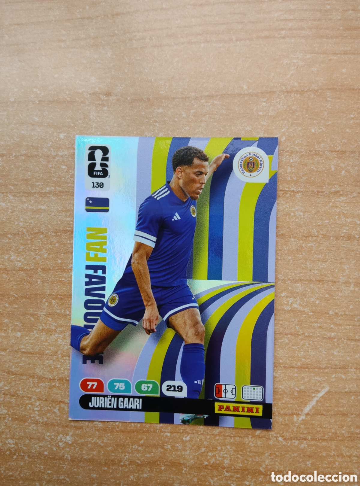 Cromos de f&uacute;tbol: 130 JURIEN GARRI CURA&Ccedil;AO FAN FAVOURITE ADRENALYN XL MUNDIAL 2026