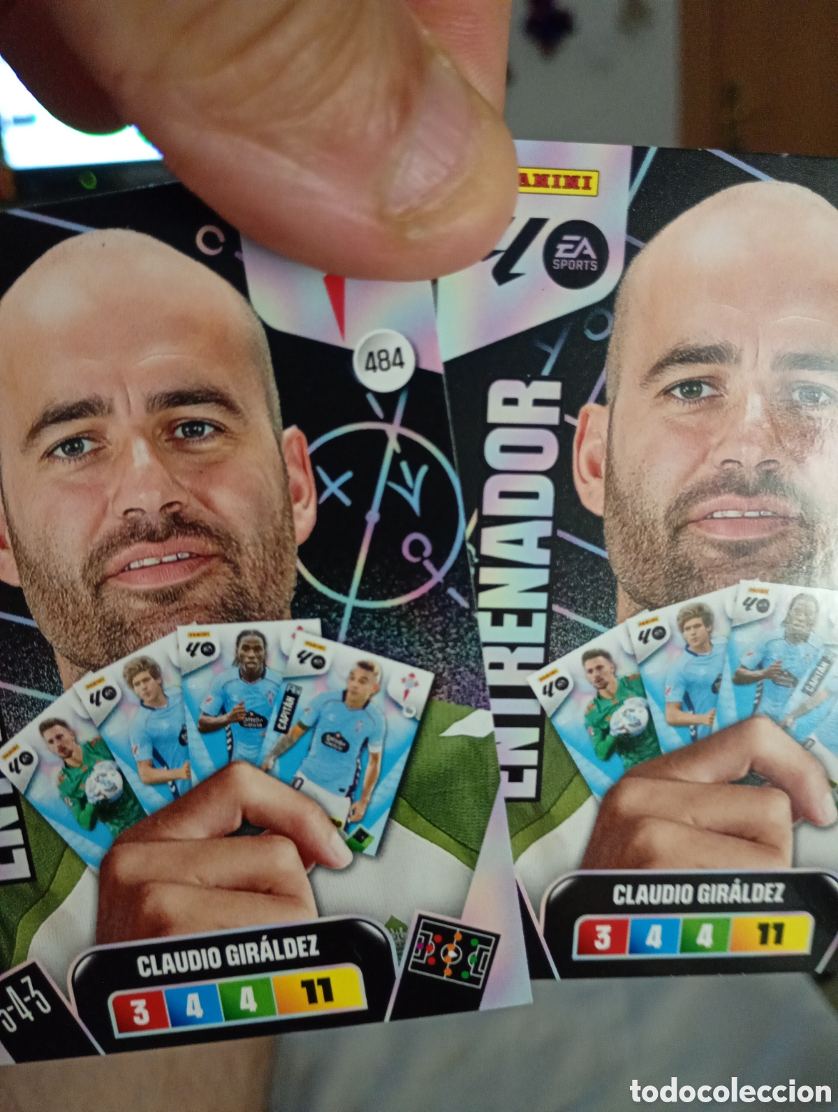 Cromos de f&uacute;tbol: Dos iguales entrenador celta 484