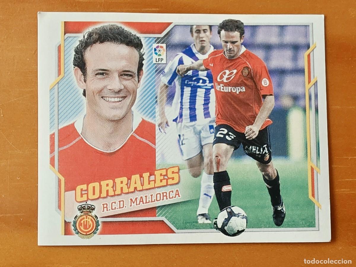 Cromos de f&uacute;tbol: 7 B Corrales, ERROR DESCOLORIDO, RCD Mallorca, Panini Ediciones Liga Este 2010 2011 10 11