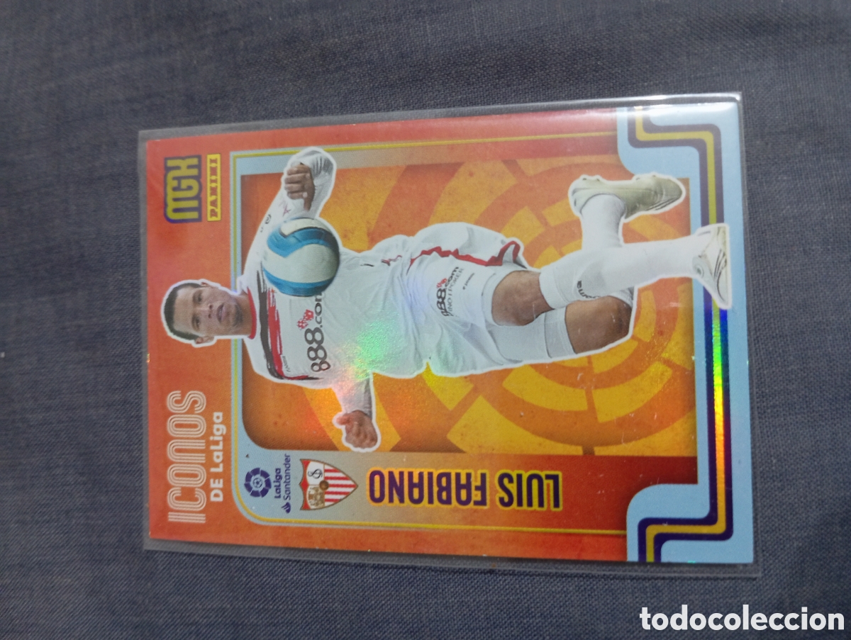 Football Stickers: Luis Fabiano Sevilla ICONOS n&deg;424 / PANINI MEGACRACKS 2021/2022