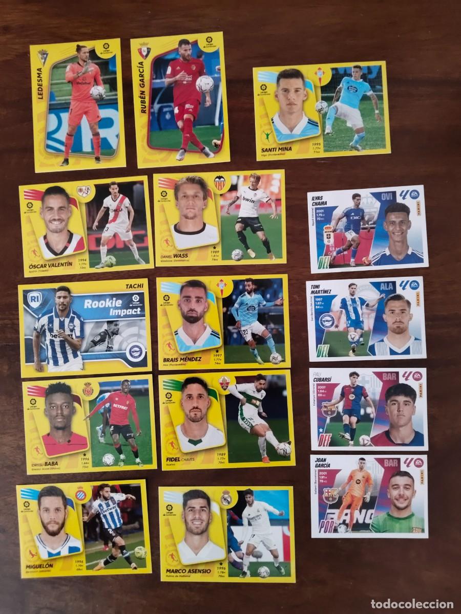 Cromos de f&uacute;tbol: 11 Cromos liga 2021-22 y 4 de liga 2025-26. Muy buen estado.
