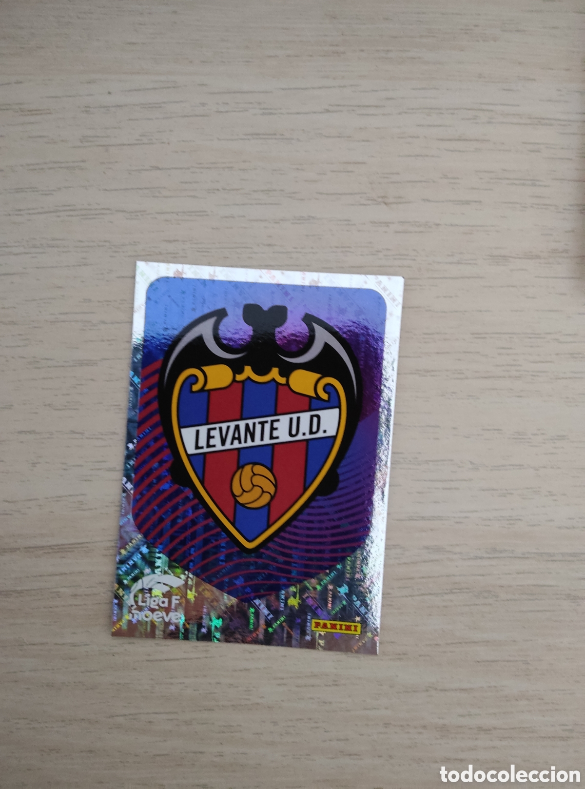 Cromos de f&uacute;tbol: 222 ESCUDO LEVANTE LIGA F 2025 2026