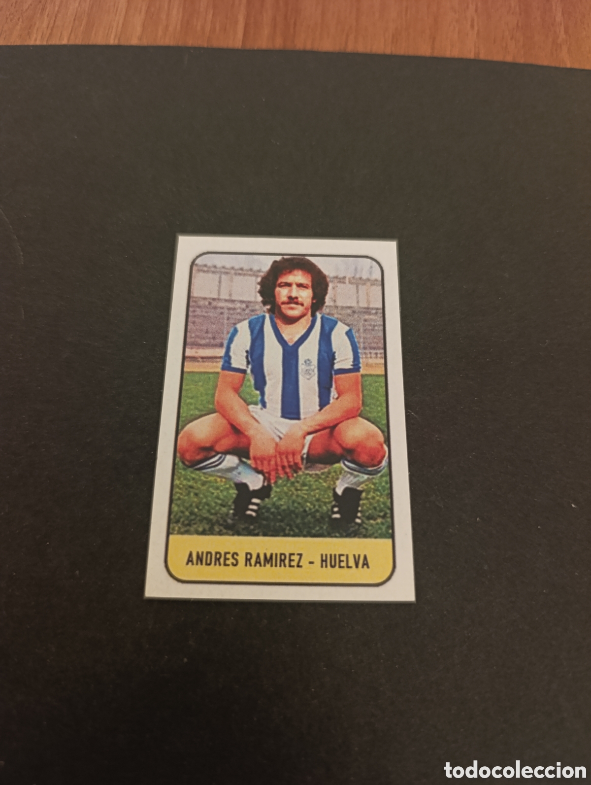 Figurine di Calcio: Cromo Andr&eacute;s Ram&iacute;rez Recreativo de Huelva Liga Este 78 79, ampliaci&oacute;n de la colecci&oacute;n.