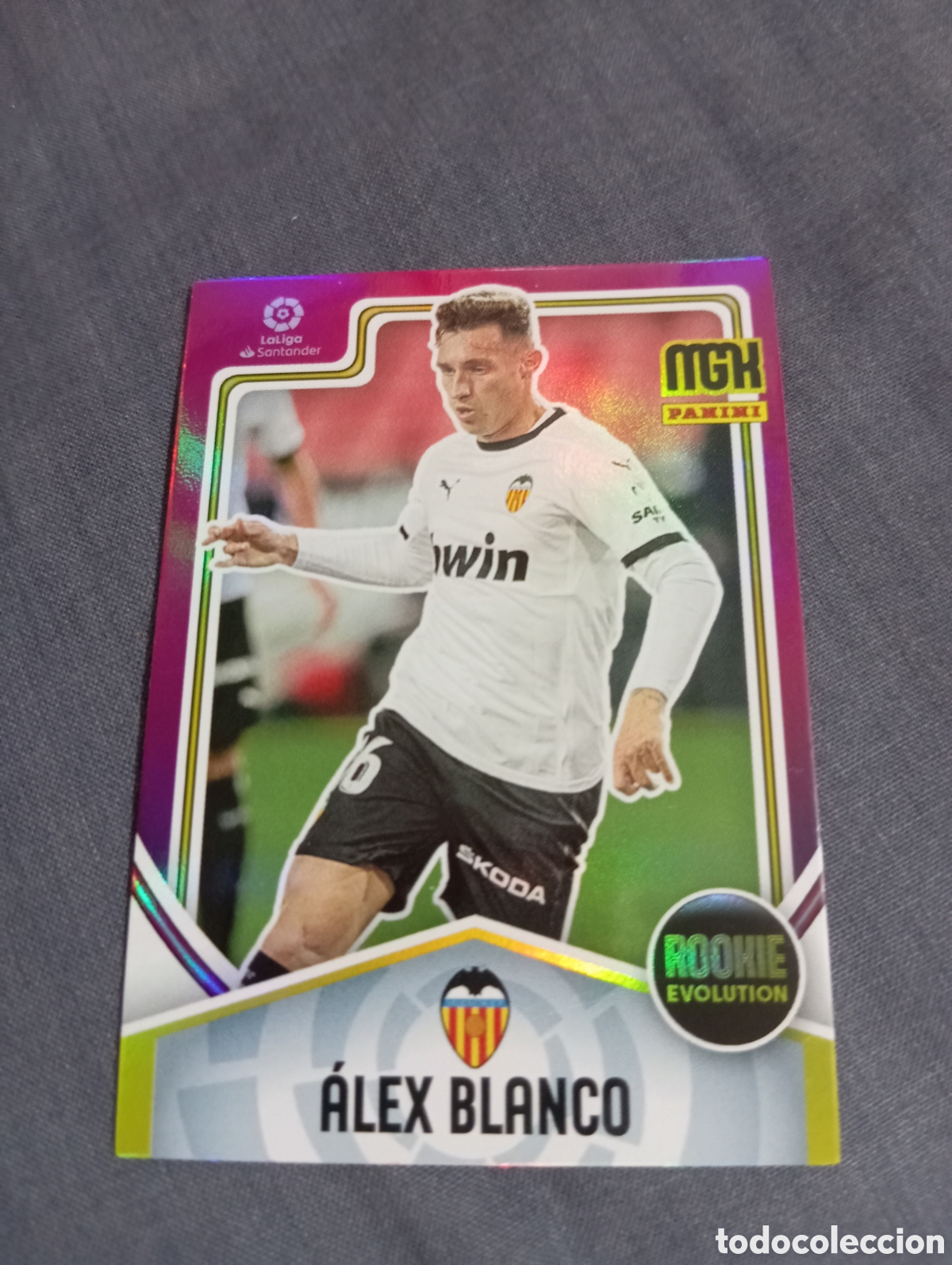 Fu&szlig;ball-Sticker: &Aacute;lex Blanco Valencia ROOKIE EVOLUTION n&deg;381 / PANINI MEGACRACKS 2021/2022