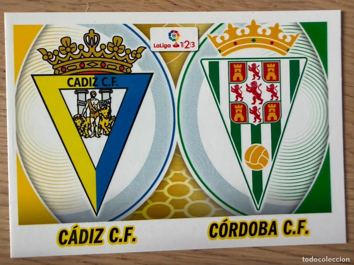 Football Stickers: 2 ESCUDO CADIZ CORDOBA 16 17 2016 2017 LIGA SANTANDER 123 COLECCIONES ESTE SIN PEGAR STICKER