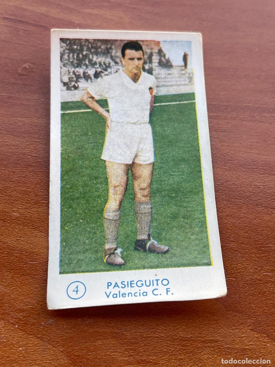 Cromos de f&uacute;tbol: PASIEGUITO 4 VALENCIA Gr&aacute;ficas Bachende liga 1957 1958 sin pegar